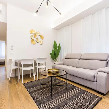 Joivy Chic In Piazza Dante, Apartment Genoa